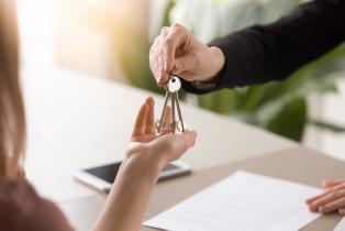 Dlaczego warto kupić mieszkanie bez pośredników?